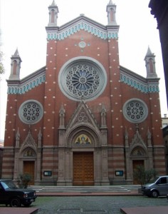 St Antuan kilisesi